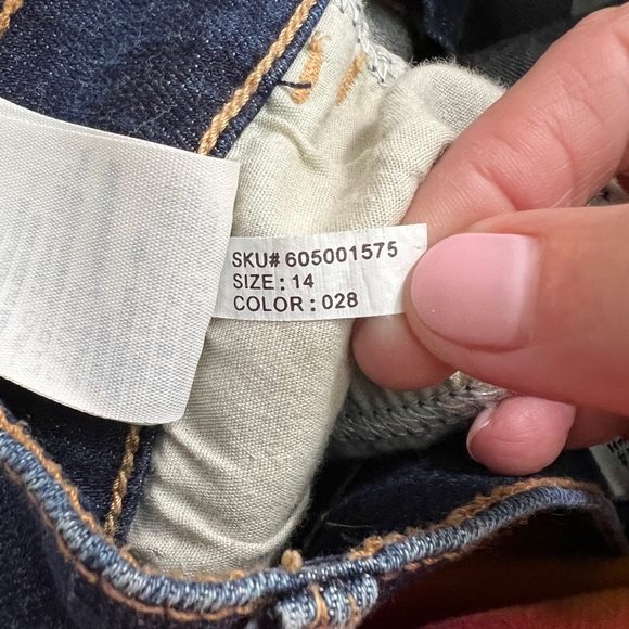 Classic Abercrombie Kids Denim Jeans Shorts ~ Size 14 - Picture 6 of 8